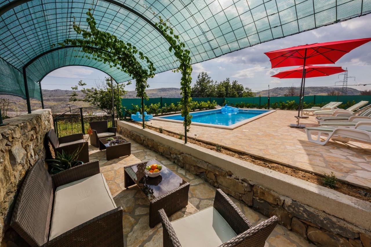 Holiday Home Cherry Tree Žrnovnica المظهر الخارجي الصورة